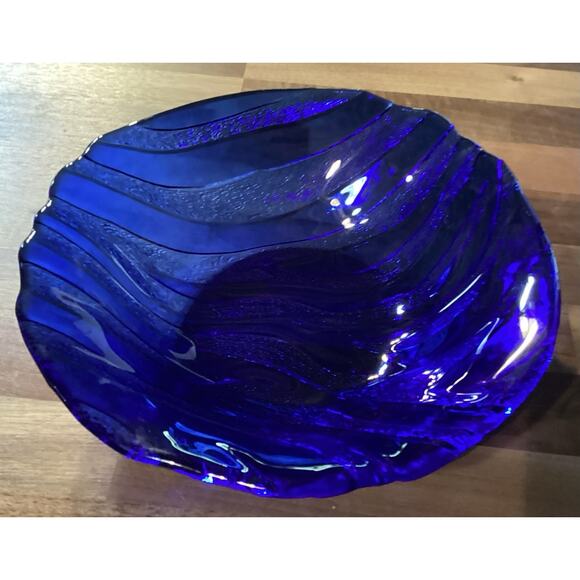 2 Vintage Cobalt Blue Glass Bowls IVV Textured Wavy Stripes Round Ocean 8.5” - Picture 9 of 10
